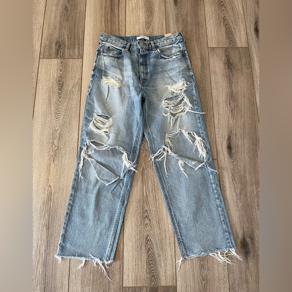 Moussy Denim - Moussy Vintage Japanese Denim Distressed Jeans
Size 29 High Rise Straight